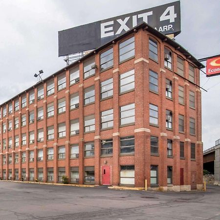 Econo Lodge Manchester Luaran gambar
